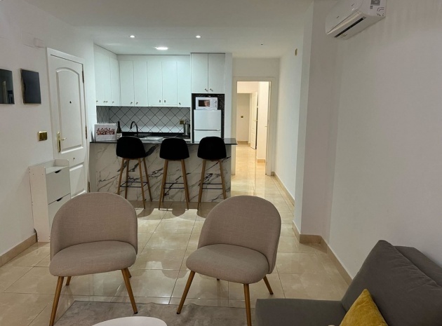Resale - Apartment - Torrevieja - Torrevieja Centro