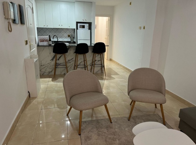 Resale - Apartment - Torrevieja - Torrevieja Centro
