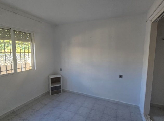 Resale - Townhouse - Torrevieja - Torrevieja Centro