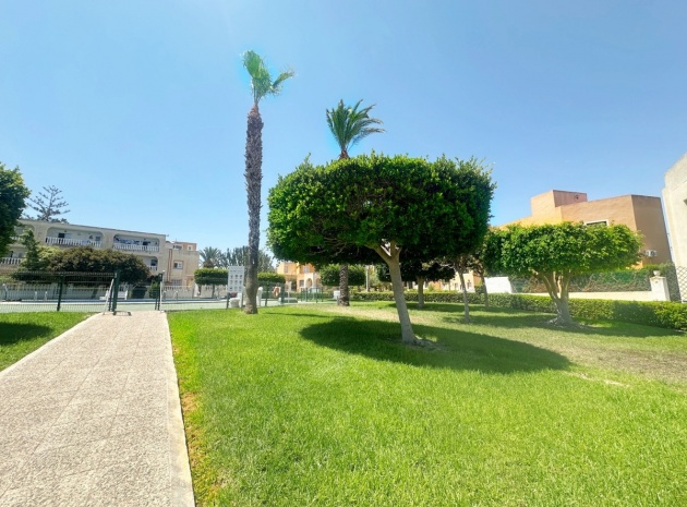 Resale - Villa - Torrevieja - La Mata