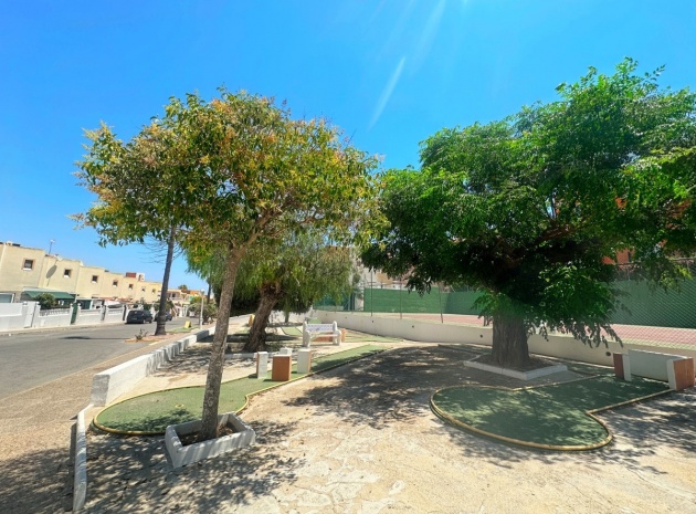 Resale - Villa - Torrevieja - La Mata