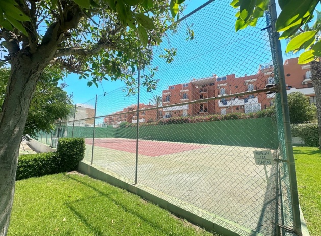 Resale - Villa - Torrevieja - La Mata