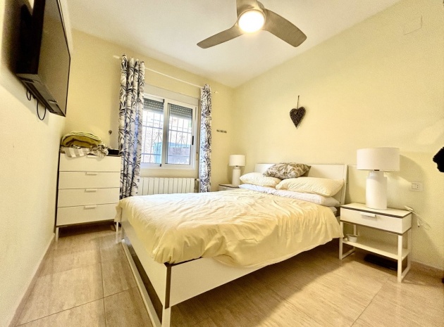 Resale - Villa - Orihuela - Villamartin