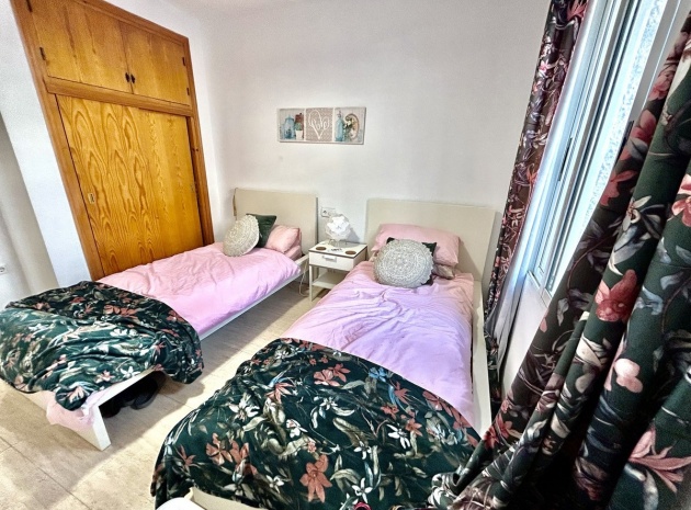 Resale - Villa - Orihuela - Villamartin