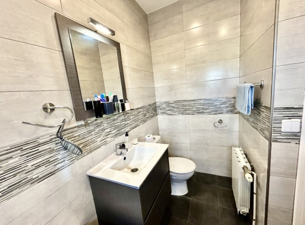 Resale - Villa - Orihuela - Villamartin