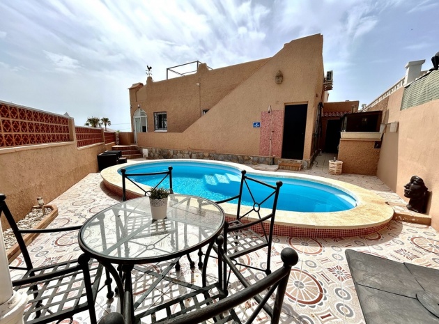 Resale - Villa - Orihuela - Villamartin