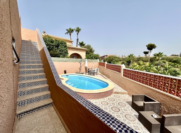 Resale - Villa - Orihuela - Villamartin