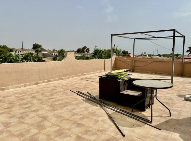 Resale - Villa - Orihuela - Villamartin