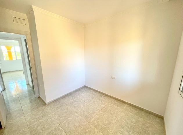 Resale - Apartment - Algorfa - fontana