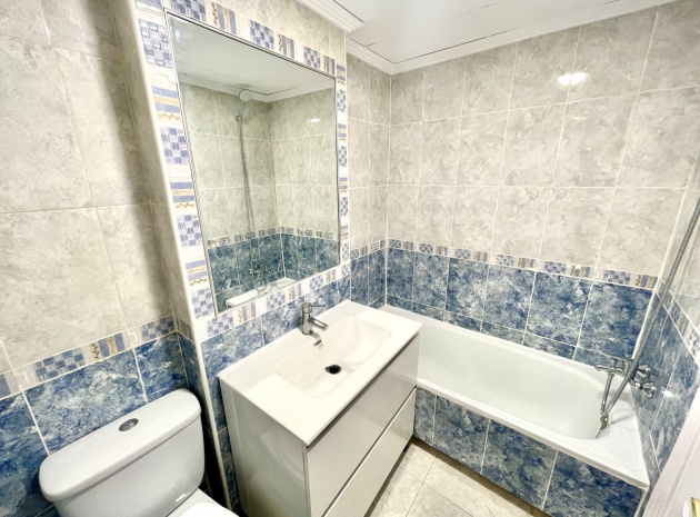 Resale - Apartment - Algorfa - fontana
