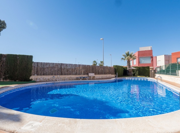 Resale - Villa - Villamartin - vista azul