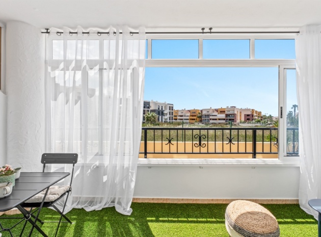 Resale - Apartment - Playa Flamenca - la mirada