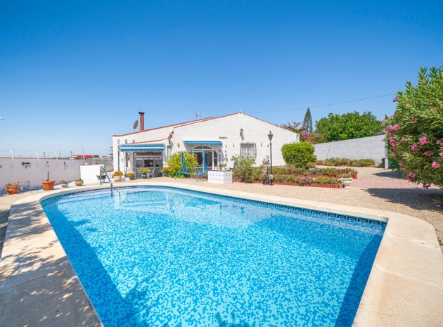 Resale - Villa - Ciudad Quesada