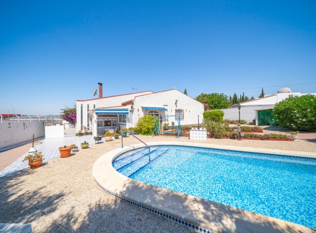 Resale - Villa - Ciudad Quesada