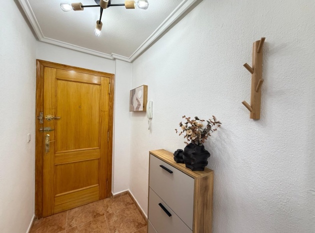 Revente - Appartement - Torrevieja - Beachside Torrevieja