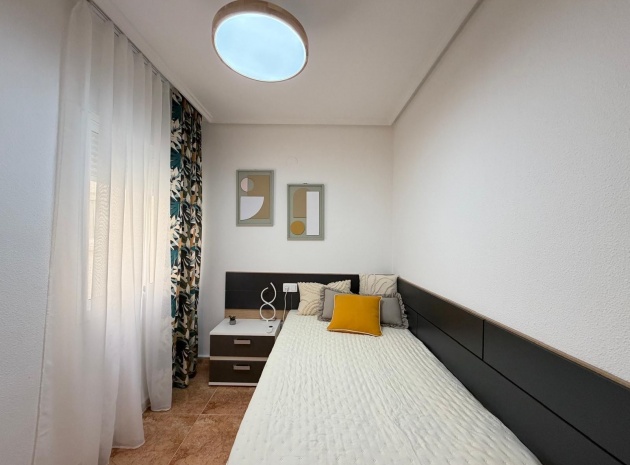 Revente - Appartement - Torrevieja - Beachside Torrevieja