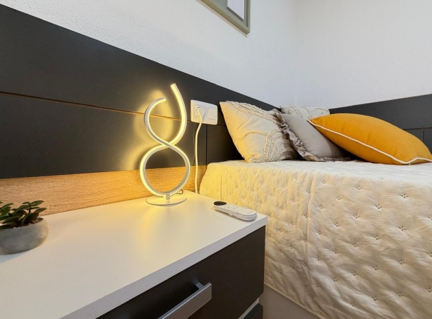 Revente - Appartement - Torrevieja - Beachside Torrevieja