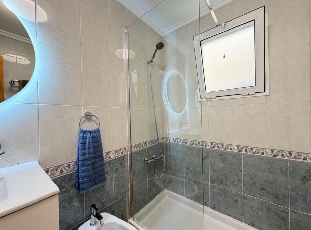 Revente - Appartement - Torrevieja - Beachside Torrevieja