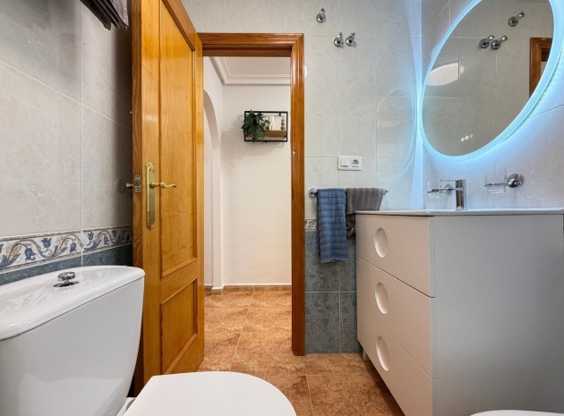 Revente - Appartement - Torrevieja - Beachside Torrevieja