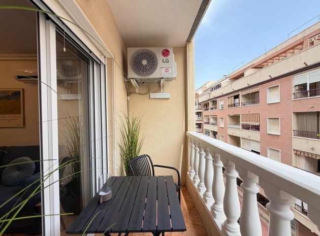 Revente - Appartement - Torrevieja - Beachside Torrevieja