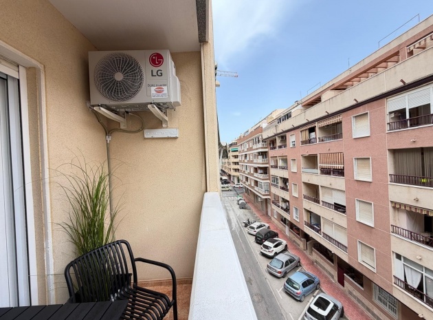 Revente - Appartement - Torrevieja - Beachside Torrevieja