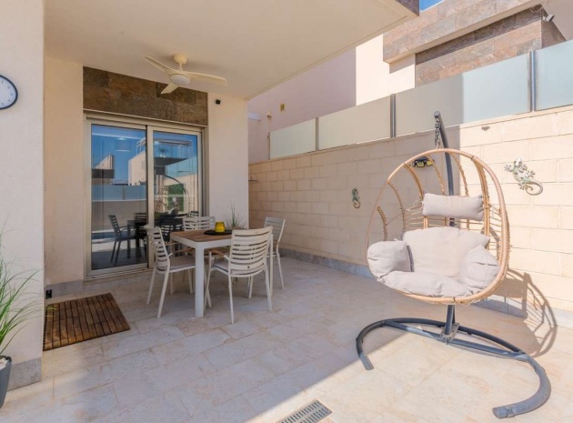 Resale - Villa - Orihuela - Orihuela Costa