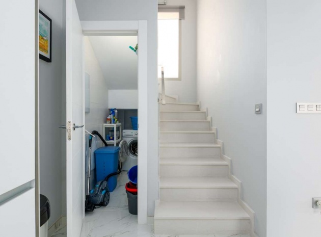 Resale - Villa - Orihuela - Orihuela Costa