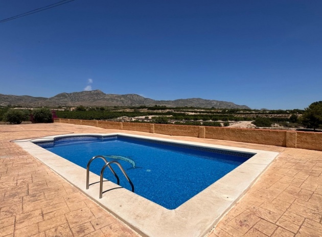 Resale - Villa - Albatera - Albatera Centro