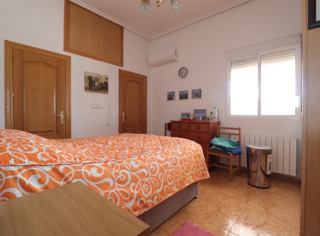 Resale - Villa - Albatera - Albatera Centro