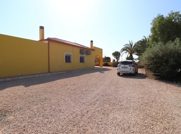 Resale - Villa - Albatera - Albatera Centro