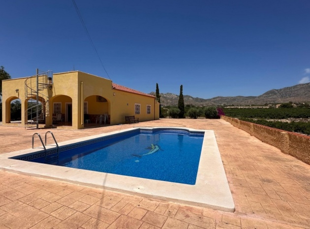 Resale - Villa - Albatera - Albatera Centro