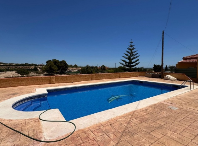 Resale - Villa - Albatera - Albatera Centro