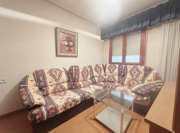Resale - Apartment - Torrevieja - Torrevieja Centro