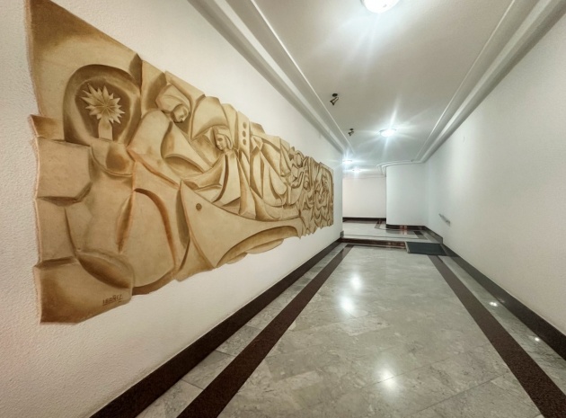 Resale - Apartment - Torrevieja - Torrevieja Centro
