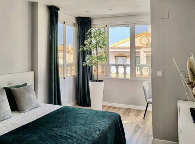 Resale - Townhouse - Orihuela - Los Altos