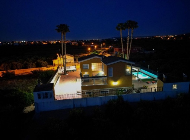 Resale - Villa - Orihuela - Orihuela Centro