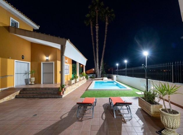 Resale - Villa - Orihuela - Orihuela Centro