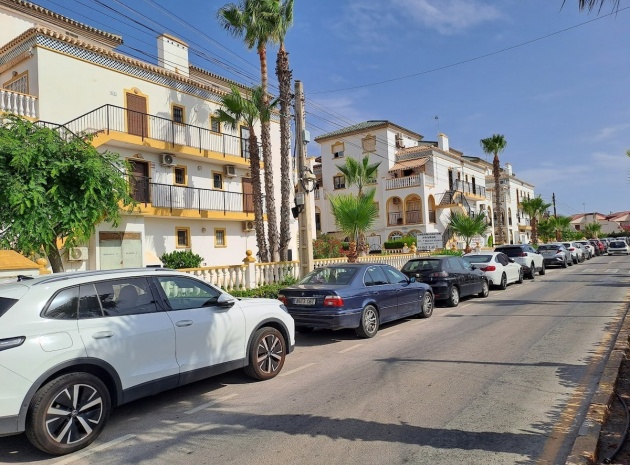 Resale - Apartment - Torrevieja - La Mata