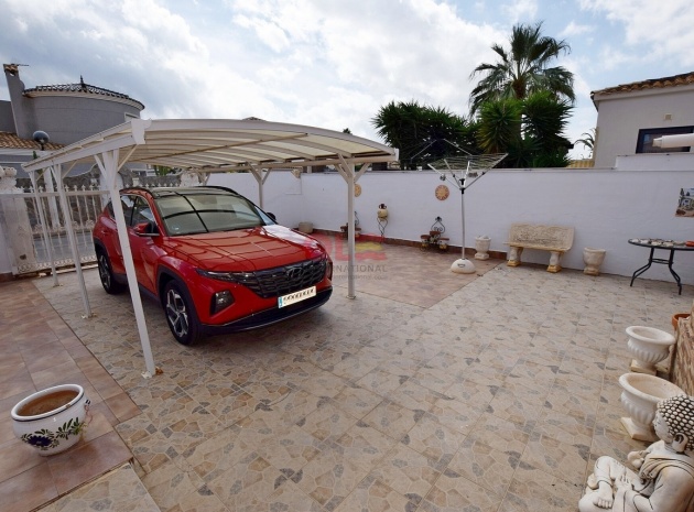 Återförsäljning - Villa - Cabo Roig
