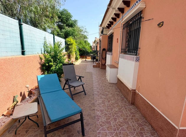 Resale - Villa - Los Montesinos - La Herrada