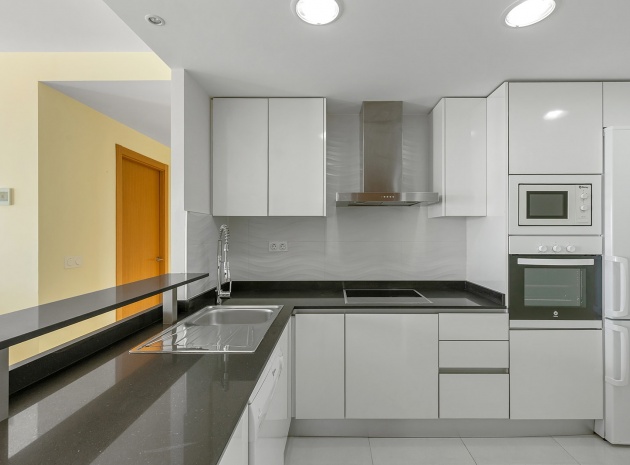 Resale - Apartment - Punta Prima - Res. Sea Senses