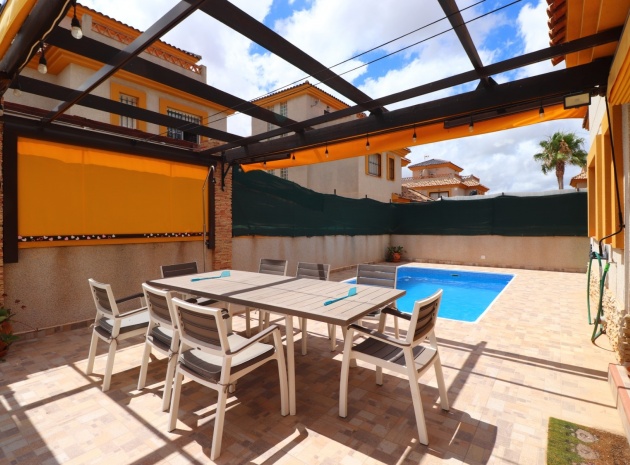 Resale - Townhouse - Los Montesinos - La Herrada