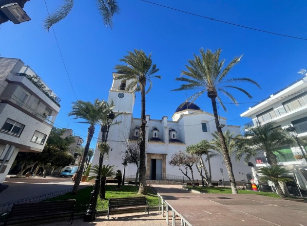 Resale - Villa - Dolores - Dolores Centro