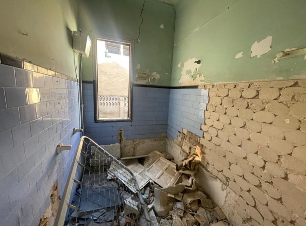 Resale - Villa - Dolores - Dolores Centro