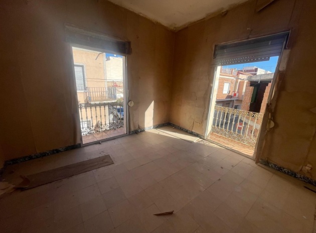 Resale - Villa - Dolores - Dolores Centro