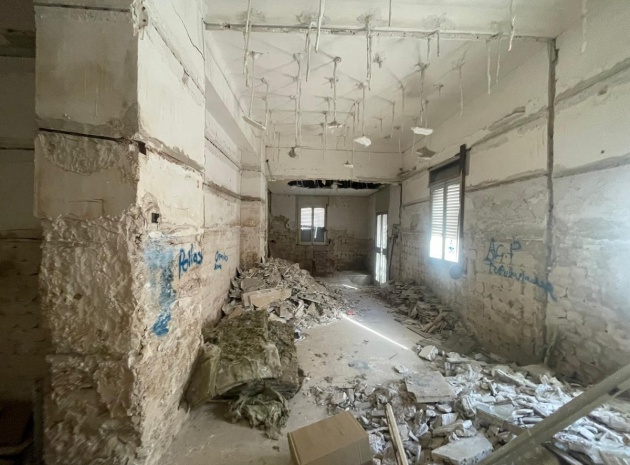 Resale - Villa - Dolores - Dolores Centro