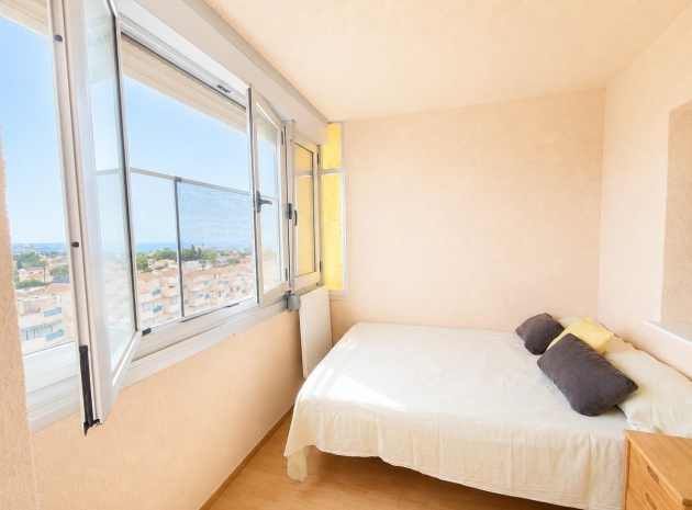 Återförsäljning - Lägenhet - Orihuela - La Zenia