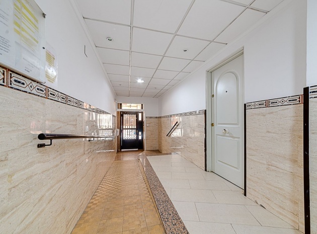 Wiederverkauf - Wohnung - Torrevieja - Torrevieja Centro