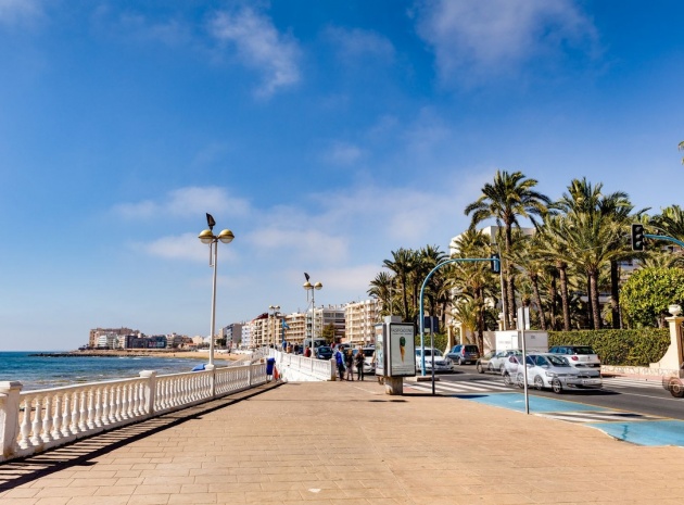 Wiederverkauf - Wohnung - Torrevieja - Torrevieja Centro