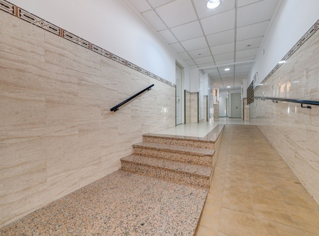 Wiederverkauf - Wohnung - Torrevieja - Torrevieja Centro